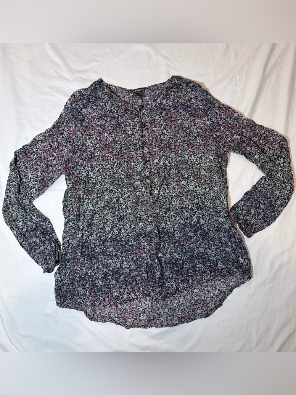 Chelsea & Theodore Black and Pink Floral Ombre Button-Front Blouse